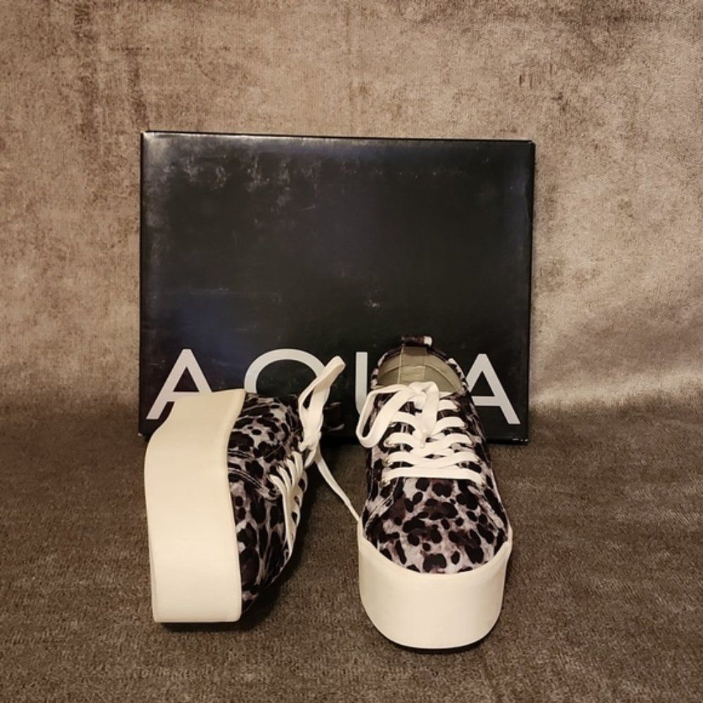 AQUA Women's Piper Platform Sneaker